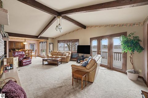 Tiny photo for 1116 Fairway Drive, Lake Isabella, MI 48893 (MLS # 1943181)