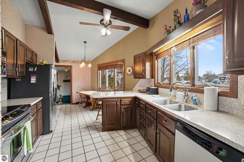 Tiny photo for 1116 Fairway Drive, Lake Isabella, MI 48893 (MLS # 1943181)