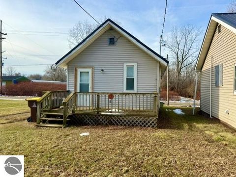 Tiny photo for 346 N Grover Street, Alma, MI 48801 (MLS # 1941536)