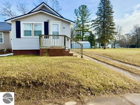 Tiny photo for 346 N Grover Street, Alma, MI 48801 (MLS # 1941536)