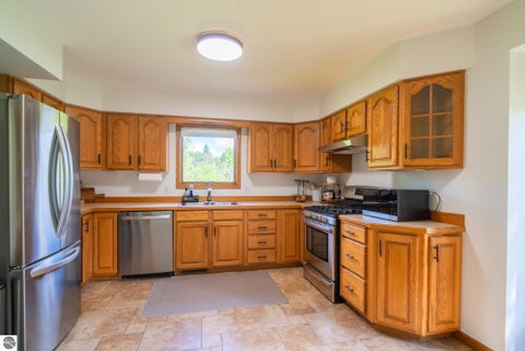 Tiny photo for 296 Coachman Drive, Mt Pleasant, MI 48858 (MLS # 1946985)