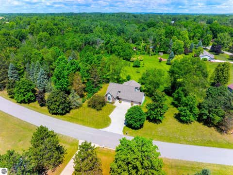 Tiny photo for 296 Coachman Drive, Mt Pleasant, MI 48858 (MLS # 1946985)