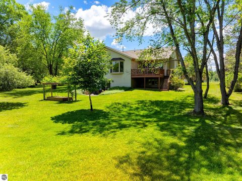 Tiny photo for 296 Coachman Drive, Mt Pleasant, MI 48858 (MLS # 1946985)