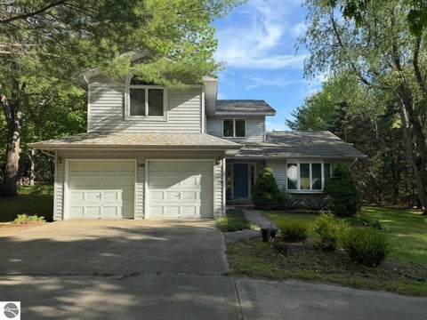 Photo for 108 Carpenter Boulevard