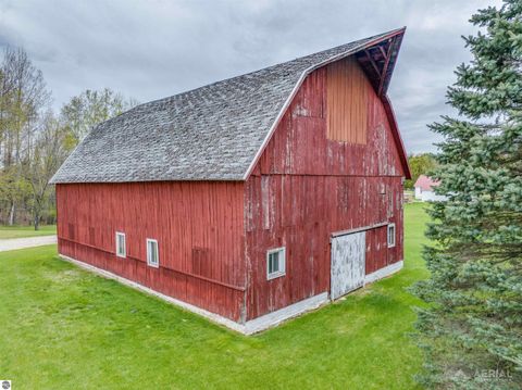 Tiny photo for 5565 Rau Road, West Branch, MI 48661 (MLS # 1945270)