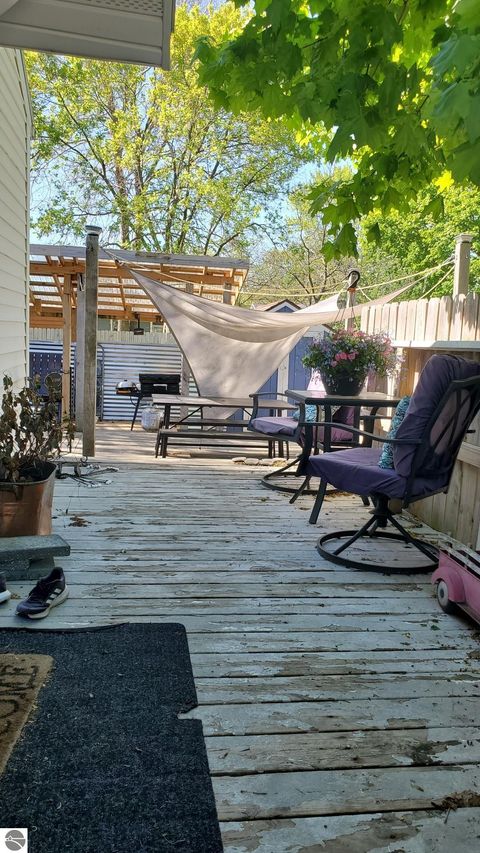 Tiny photo for 1407 W Broadway Street, Mt Pleasant, MI 48858 (MLS # 1945108)