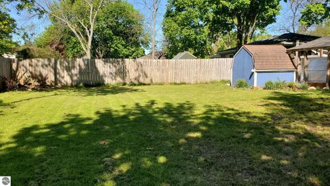 Tiny photo for 1407 W Broadway Street, Mt Pleasant, MI 48858 (MLS # 1945108)