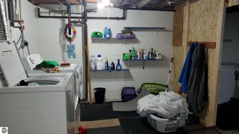 Tiny photo for 1407 W Broadway Street, Mt Pleasant, MI 48858 (MLS # 1945108)
