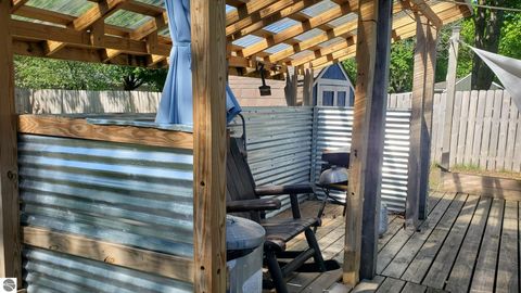 Tiny photo for 1407 W Broadway Street, Mt Pleasant, MI 48858 (MLS # 1945108)