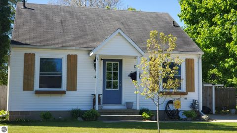 Tiny photo for 1407 W Broadway Street, Mt Pleasant, MI 48858 (MLS # 1945108)