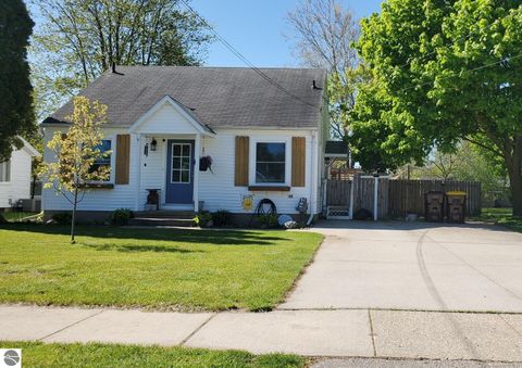 Tiny photo for 1407 W Broadway Street, Mt Pleasant, MI 48858 (MLS # 1945108)