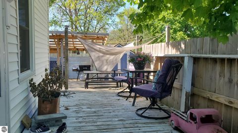 Tiny photo for 1407 W Broadway Street, Mt Pleasant, MI 48858 (MLS # 1945108)