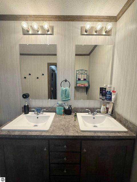 Tiny photo for 1304 Powder Horn Drive, Mt Pleasant, MI 48858 (MLS # 1942153)