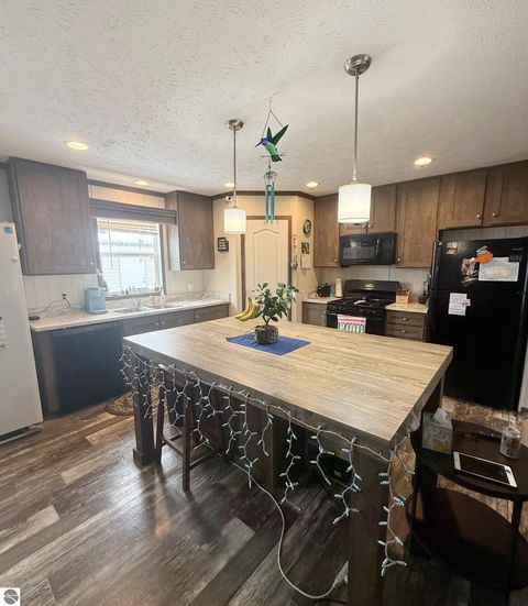 Tiny photo for 1304 Powder Horn Drive, Mt Pleasant, MI 48858 (MLS # 1942153)