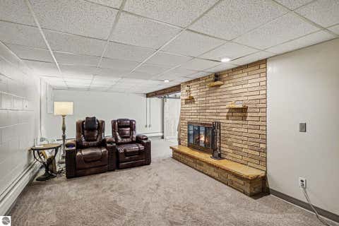 Tiny photo for 341 S Lincoln RD, Mt Pleasant, MI 48858 (MLS # 1945475)