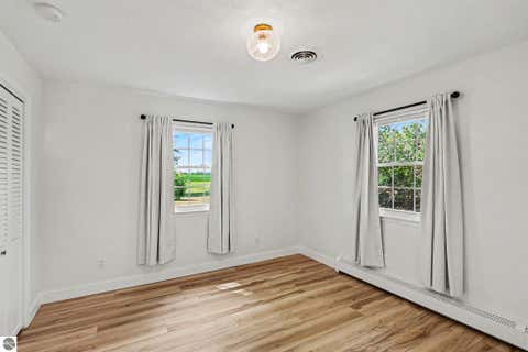 Tiny photo for 341 S Lincoln RD, Mt Pleasant, MI 48858 (MLS # 1945475)