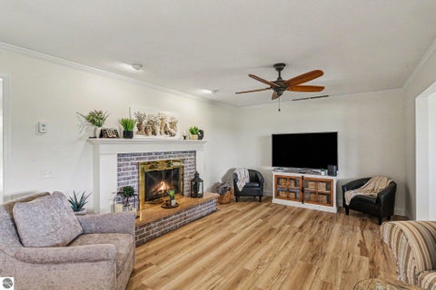 Tiny photo for 341 S Lincoln RD, Mt Pleasant, MI 48858 (MLS # 1945475)