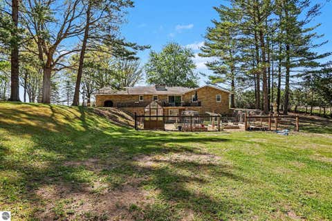 Tiny photo for 341 S Lincoln RD, Mt Pleasant, MI 48858 (MLS # 1945475)