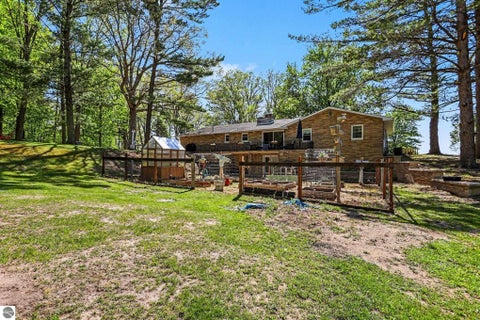 Tiny photo for 341 S Lincoln RD, Mt Pleasant, MI 48858 (MLS # 1945475)