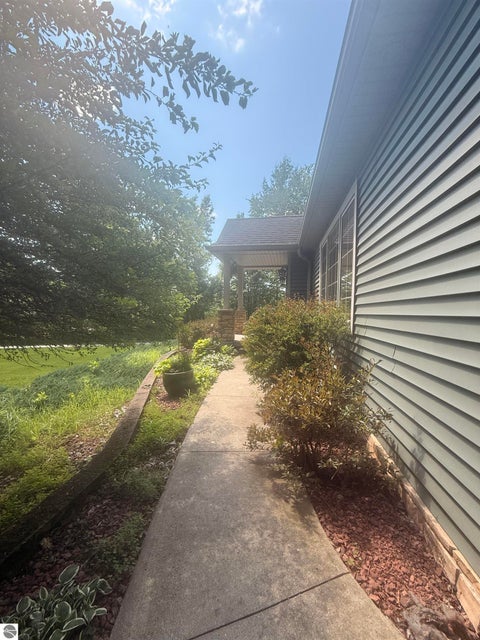 Tiny photo for 5631 Brassie Court, Gladwin, MI 48624 (MLS # 1950256)
