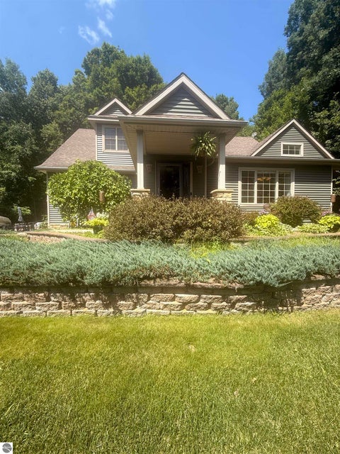 Tiny photo for 5631 Brassie Court, Gladwin, MI 48624 (MLS # 1950256)