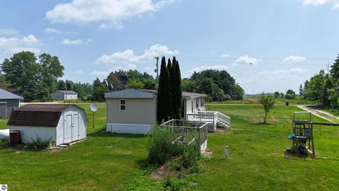 Tiny photo for 4718 Spur Road, Breckenridge, MI 48615 (MLS # 1947572)