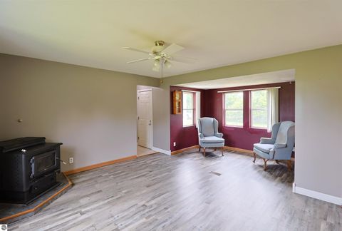 Tiny photo for 4718 Spur Road, Breckenridge, MI 48615 (MLS # 1947572)