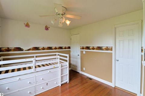 Tiny photo for 4718 Spur Road, Breckenridge, MI 48615 (MLS # 1947572)
