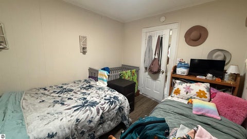 Tiny photo for 630 W Eighth Street, Traverse City, MI 49684 (MLS # 1952067)