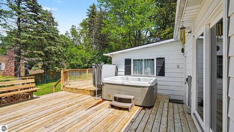 Tiny photo for 1012 Highland Street, Mt Pleasant, MI 48858 (MLS # 1945734)