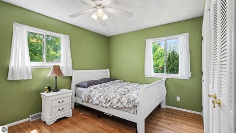 Tiny photo for 1012 Highland Street, Mt Pleasant, MI 48858 (MLS # 1945734)