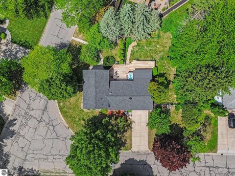 Tiny photo for 1012 Highland Street, Mt Pleasant, MI 48858 (MLS # 1945734)
