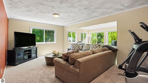 Tiny photo for 1012 Highland Street, Mt Pleasant, MI 48858 (MLS # 1945734)