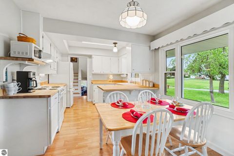 Tiny photo for 937 Riverview Drive, Alma, MI 48801 (MLS # 1945384)