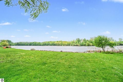 Tiny photo for 937 Riverview Drive, Alma, MI 48801 (MLS # 1945384)