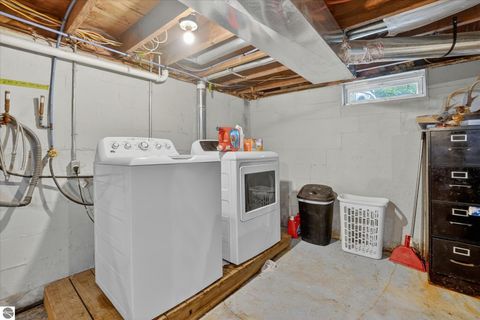 Tiny photo for 225 Grafton Avenue, Alma, MI 48801 (MLS # 1945506)