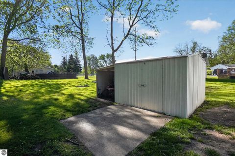 Tiny photo for 225 Grafton Avenue, Alma, MI 48801 (MLS # 1945506)