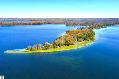 Tiny photo for 4658 Lakeview Drive, Interlochen, MI 49643 (MLS # 1948465)