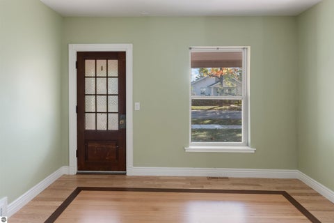 Tiny photo for 336 W Ninth Street, Traverse City, MI 49684 (MLS # 1951688)