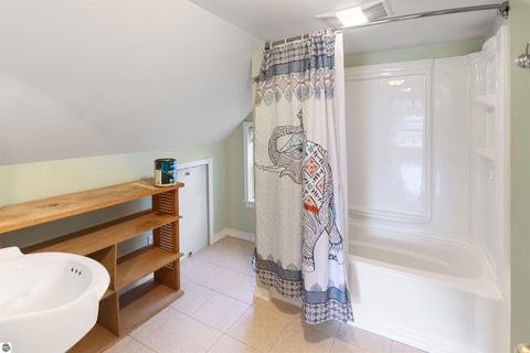 Tiny photo for 336 W Ninth Street, Traverse City, MI 49684 (MLS # 1951688)