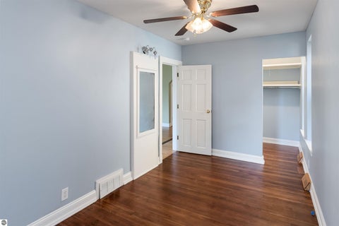 Tiny photo for 336 W Ninth Street, Traverse City, MI 49684 (MLS # 1951688)