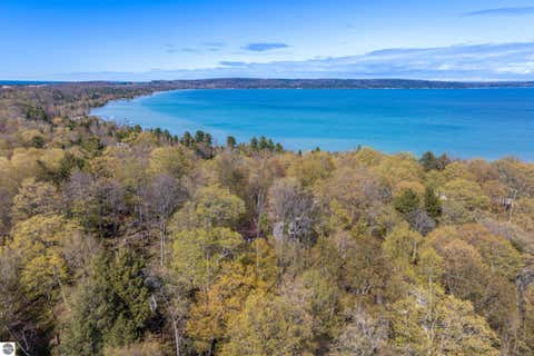 Tiny photo for 407 Fortune Avenue, Frankfort, MI 49635 (MLS # 1945488)