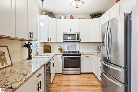 Tiny photo for 3611 Oxford Drive, Traverse City, MI 49686 (MLS # 1946625)