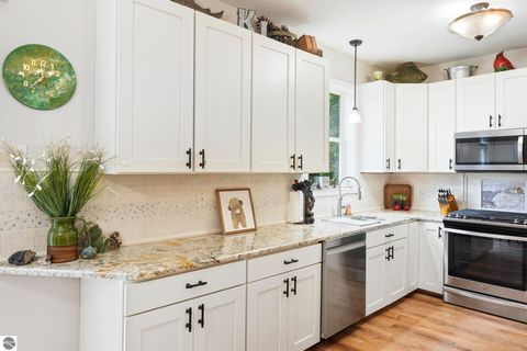 Tiny photo for 3611 Oxford Drive, Traverse City, MI 49686 (MLS # 1946625)