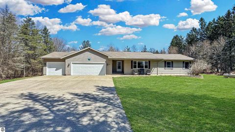 Photo of 5311 S 25 Road, Boon, MI 49618 (MLS # 1944281)