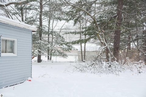 Tiny photo for 1638 S Garfield Avenue, Traverse City, MI 49686 (MLS # 1941571)