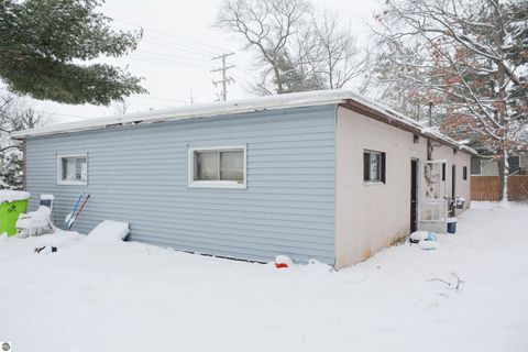 Tiny photo for 1638 S Garfield Avenue, Traverse City, MI 49686 (MLS # 1941571)