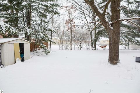 Tiny photo for 1638 S Garfield Avenue, Traverse City, MI 49686 (MLS # 1941571)