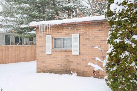 Tiny photo for 1638 S Garfield Avenue, Traverse City, MI 49686 (MLS # 1941571)
