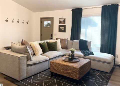 Tiny photo for 5115 Cedar Court, Farwell, MI 48622 (MLS # 1942634)